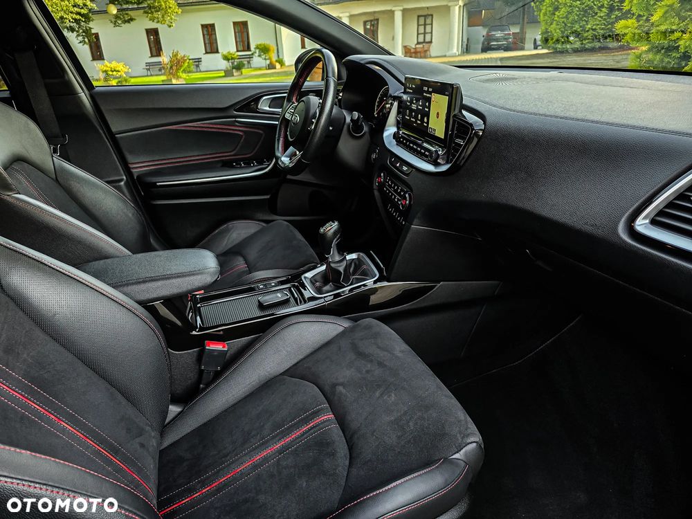 Kia ProCeed 1.6 T-GDI OPF GT - 34