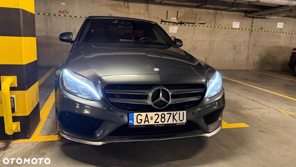 Mercedes-Benz Klasa C 300 7G-TRONIC - 23