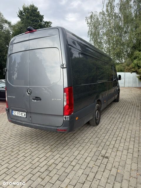 Mercedes-Benz Sprinter - 8