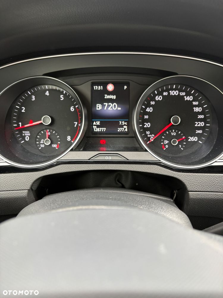 Volkswagen Passat 2.0 TSI Elegance DSG - 19