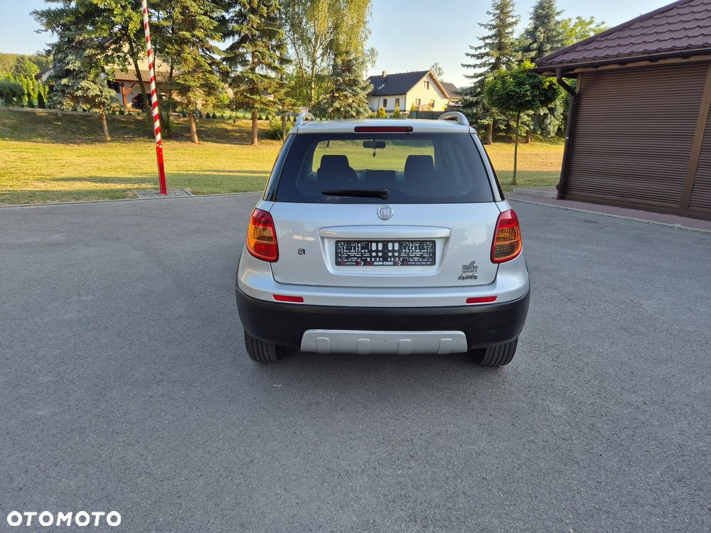 Fiat Sedici 1.6 16V 4x4 Lounge - 11