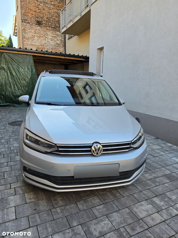 Volkswagen Touran 2.0 TDI BMT Comfortline DSG - 2
