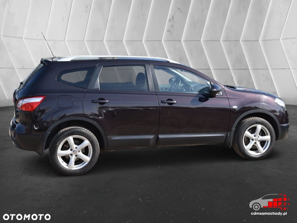 Nissan Qashqai+2 - 11