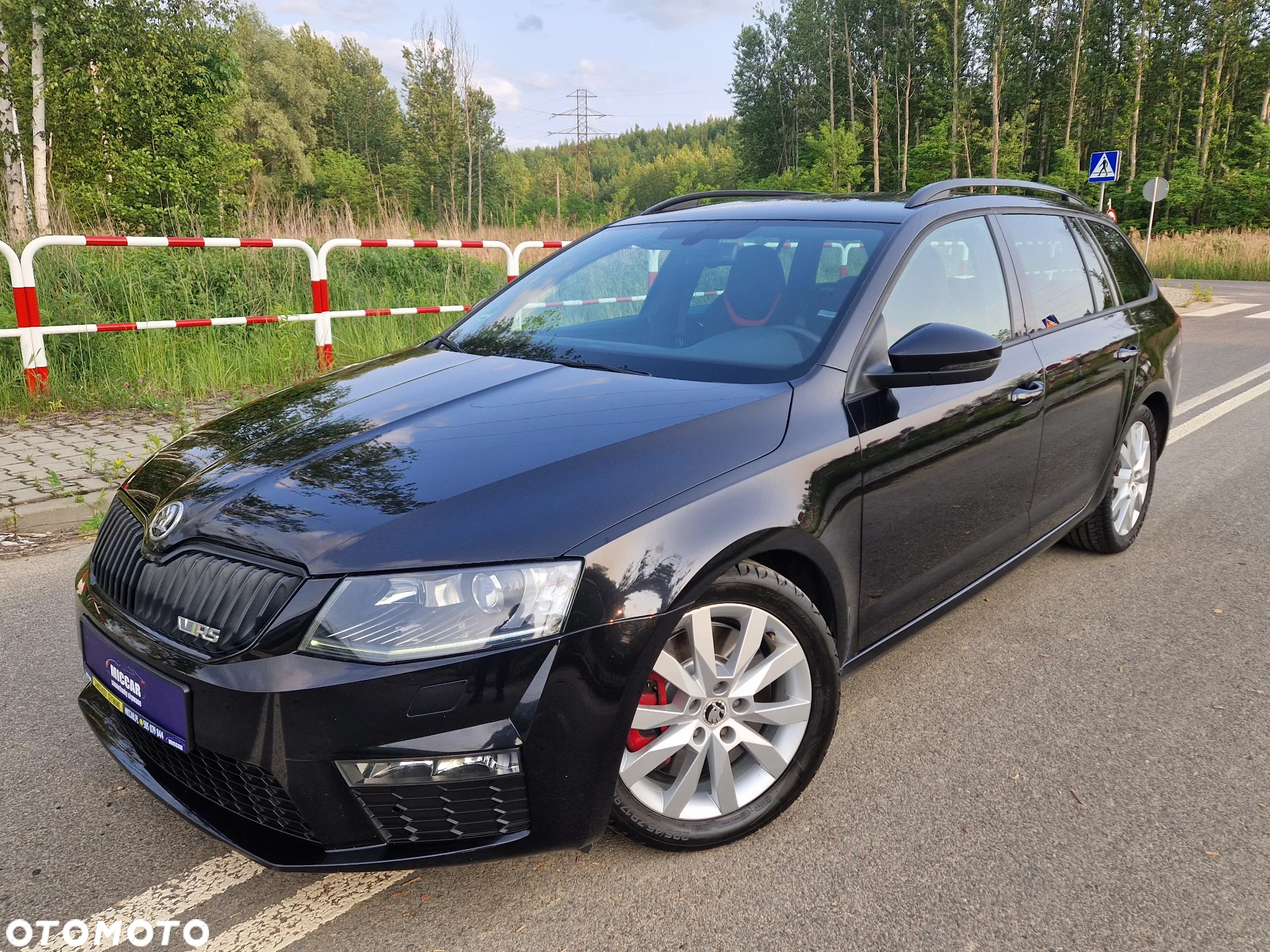 Skoda Octavia Combi 2.0 TDI (Green tec) RS - 2