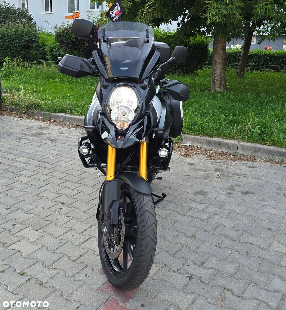 Suzuki V-STROM - 3