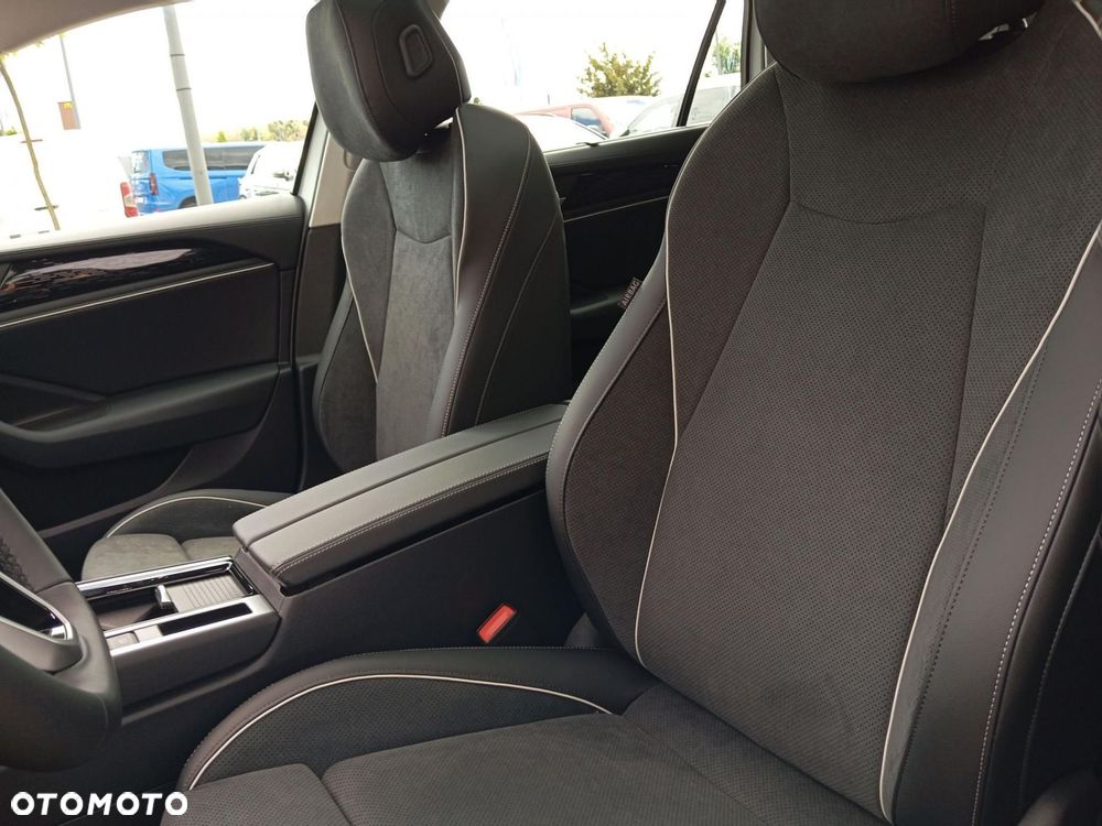 Volkswagen Passat - 13