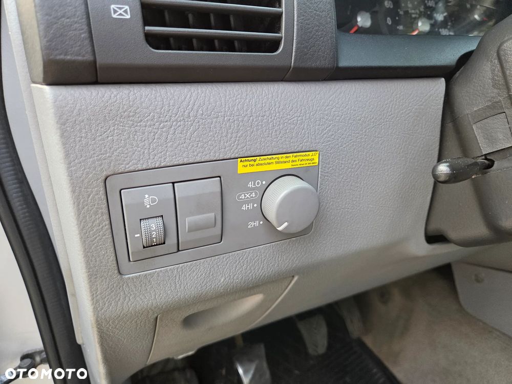 Kia Sorento 2.5 CRDi LX - 17