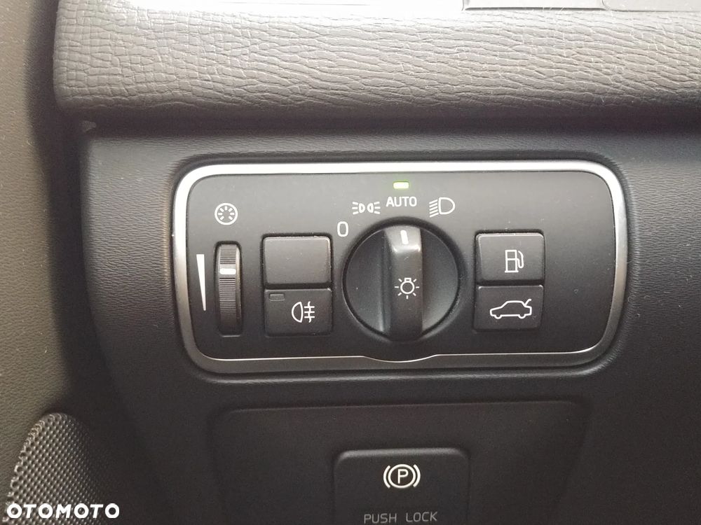 Volvo XC 60 D5 AWD Summum - 3