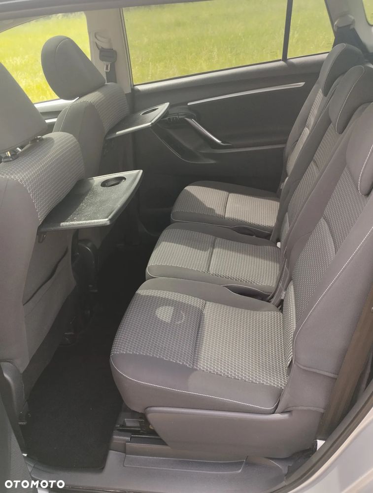 Toyota Verso 1.8 Prestige - 16