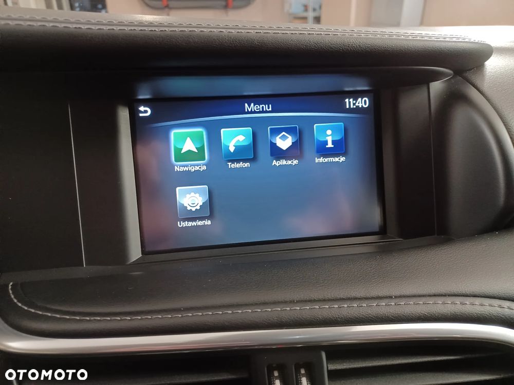 Infiniti Q30 2.0t Sport City Black AWD 7DCT - 36