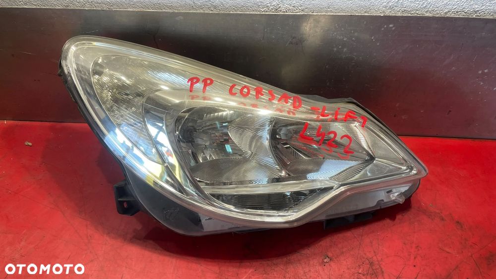 REFLEKTOR LAMPA PRAWY OPEL CORSA D LIFT ORYGINAŁ EUROPA - 2