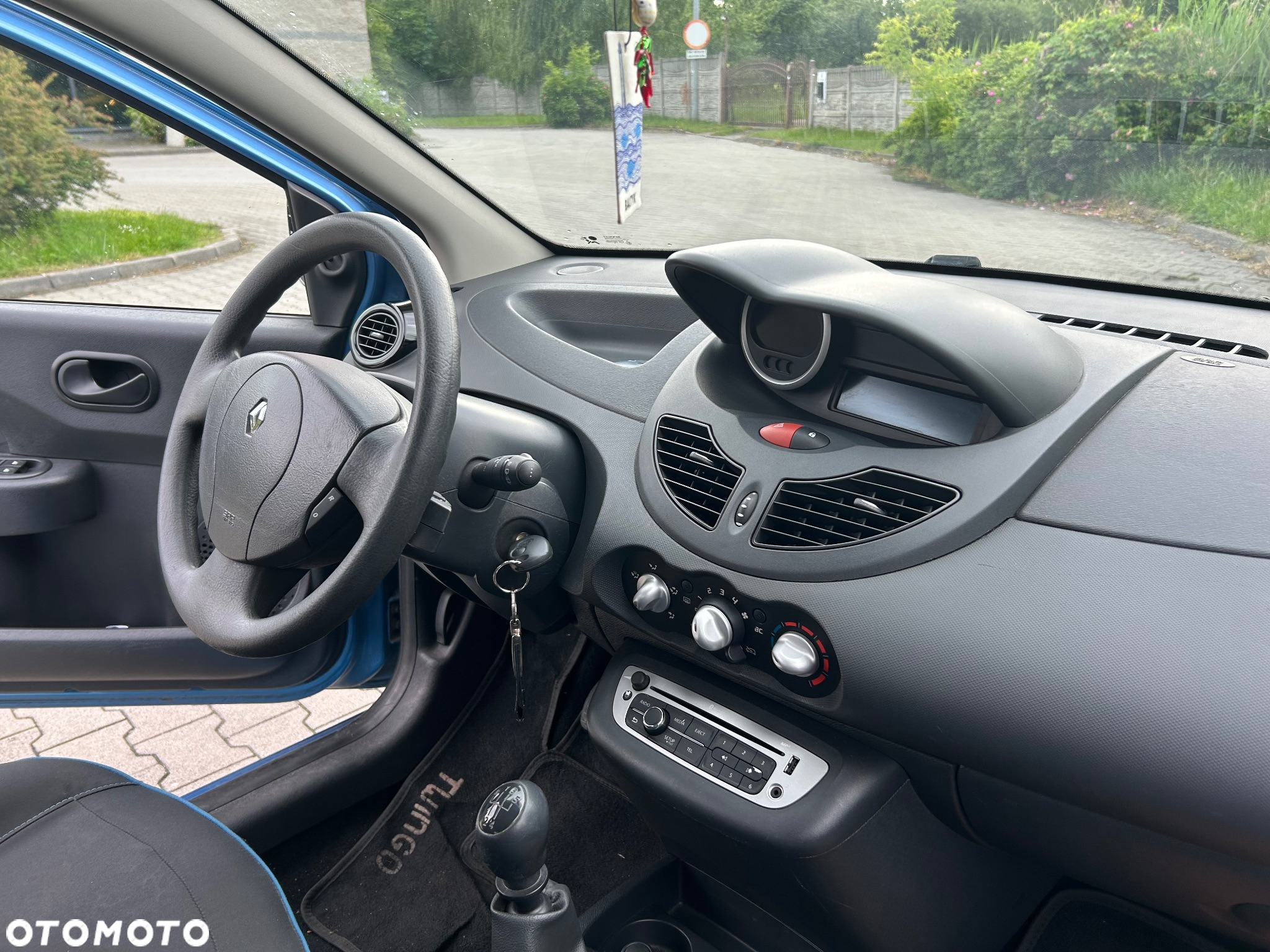 Renault Twingo 1.2 LEV 16V 75 Liberty - 13