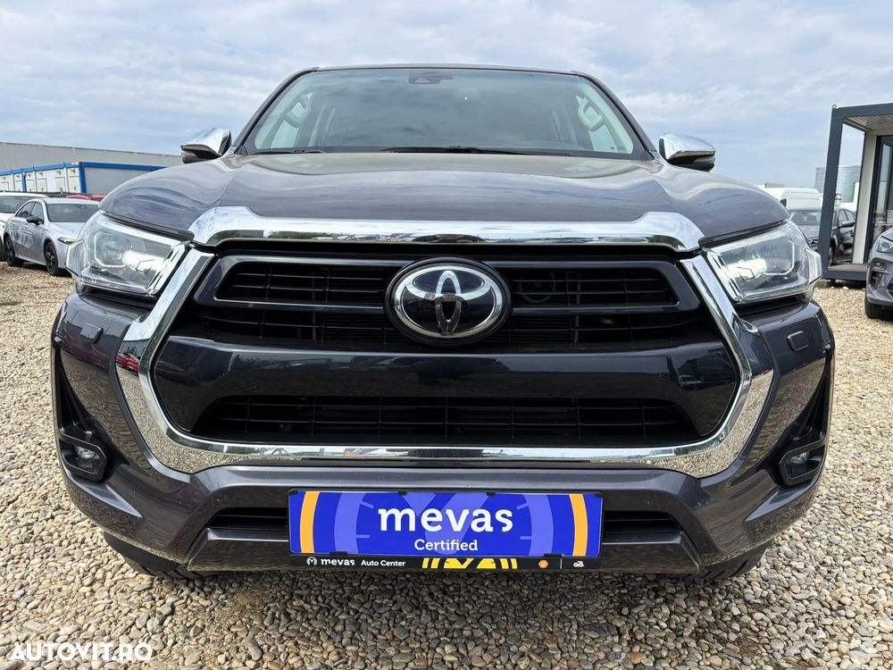 Toyota Hilux 2022 photo 4