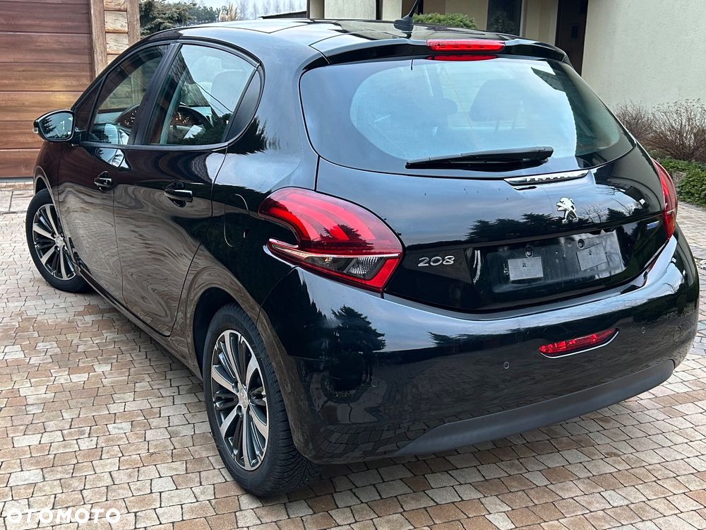 Peugeot 208 1.2 PureTech Allure - 5