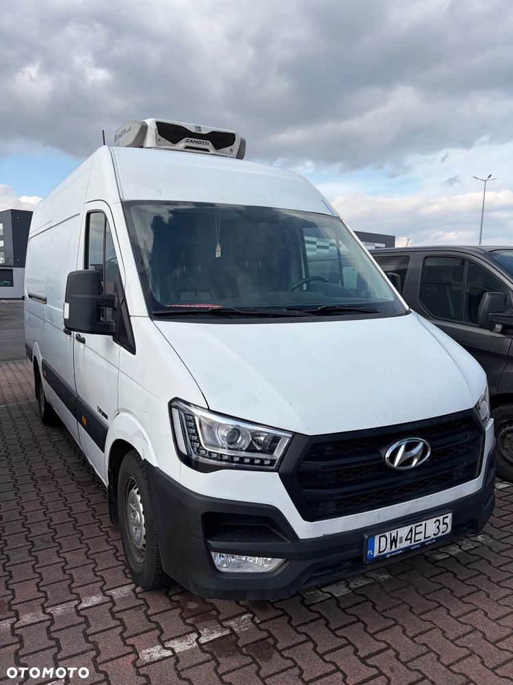 Hyundai H350 - 1