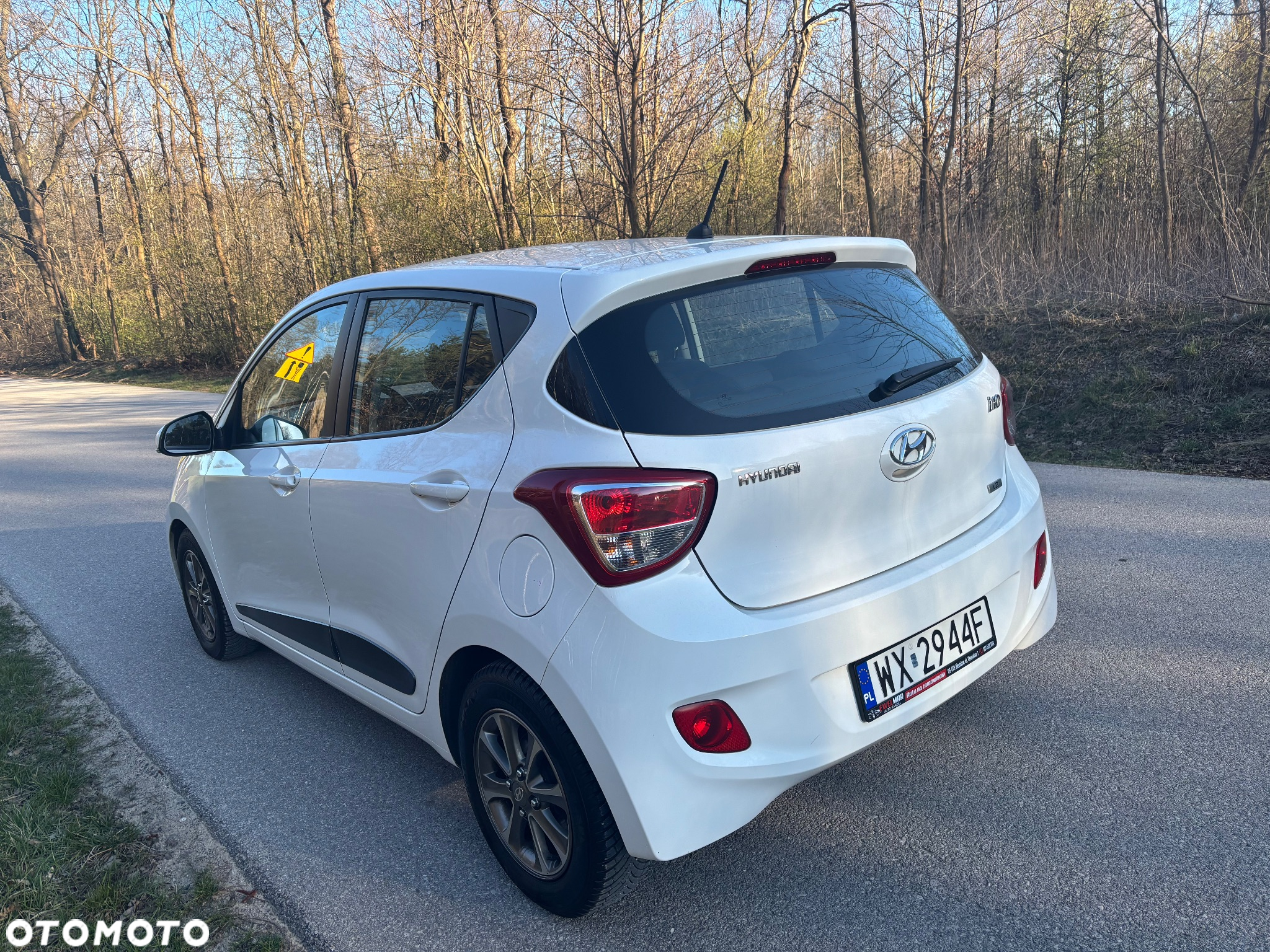 Hyundai i10 1.2 Fifa World Cup Edition - 4