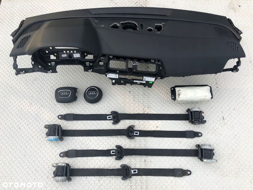 audi q5 80a deska kokpit konsola poduszki pasy - 2