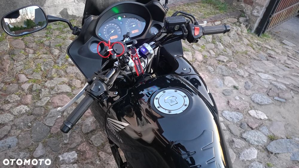 Honda CBF - 6