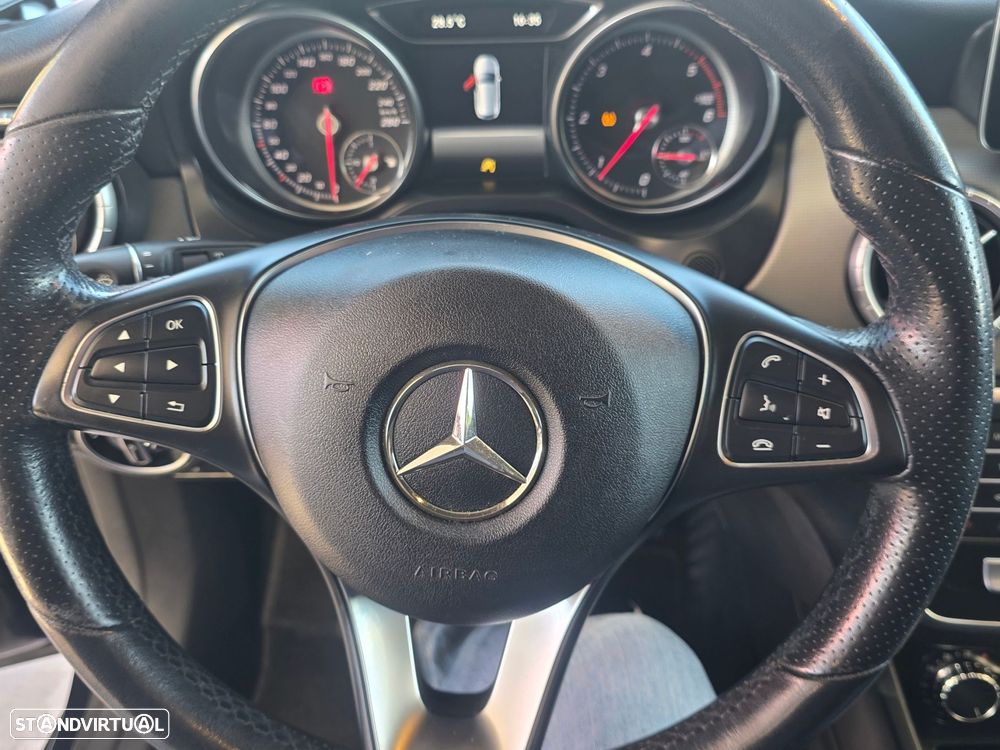 Mercedes-Benz CLA 180 d Shooting Brake Progressive - 30