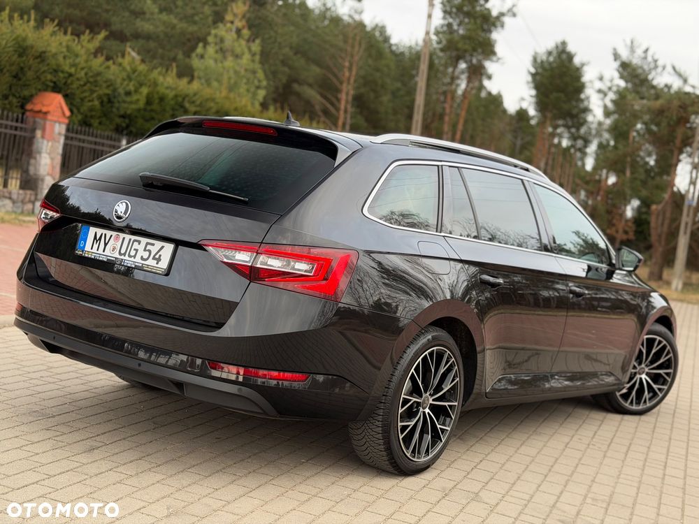 Skoda Superb 2.0 TDI DSG L&K - 22
