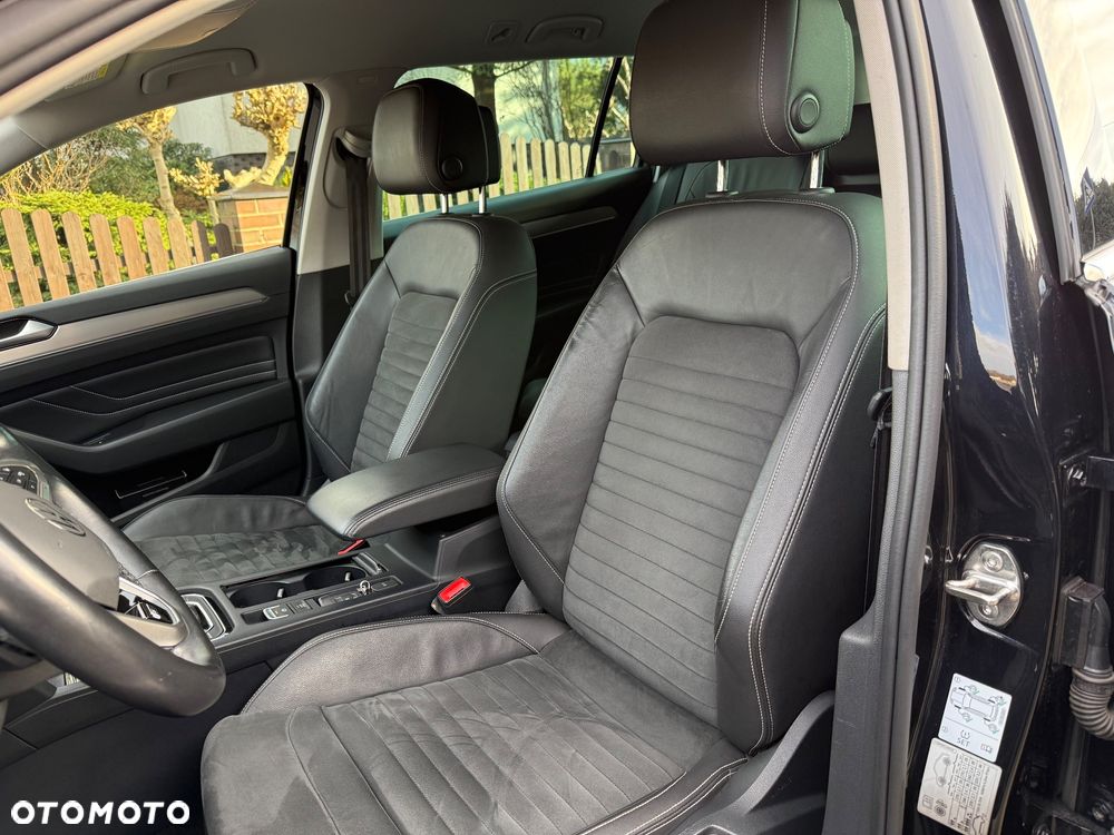 Volkswagen Passat 2.0 TDI 4Mot Elegance DSG - 18