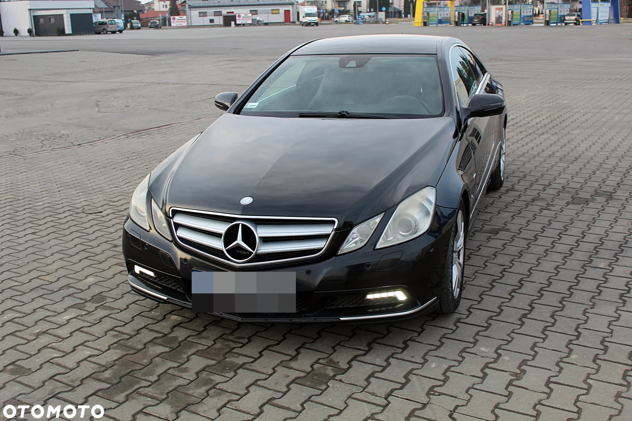 Mercedes-Benz Klasa E 250 CDI DPF Cabrio BlueEFFICIENCY 7G-TRONIC Avantgarde - 8