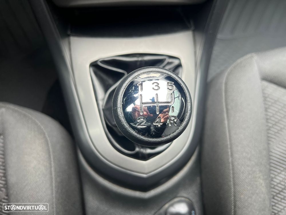 Peugeot 308 1.6 HDi Executive - 17