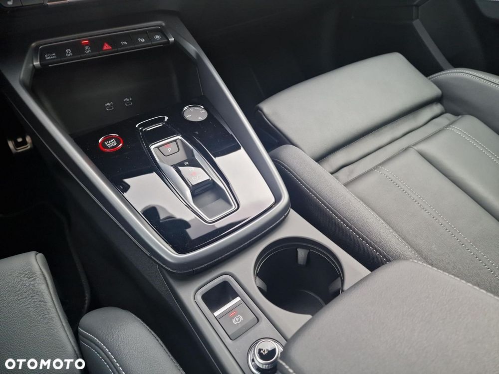 Audi S3 Sportback - 14