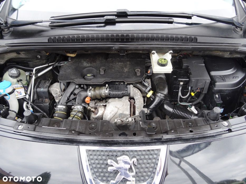 Peugeot 3008 1.6 HDi Active - 25