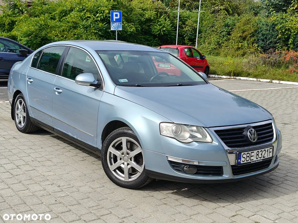 Volkswagen Passat 2.0 FSI Comfortline - 4