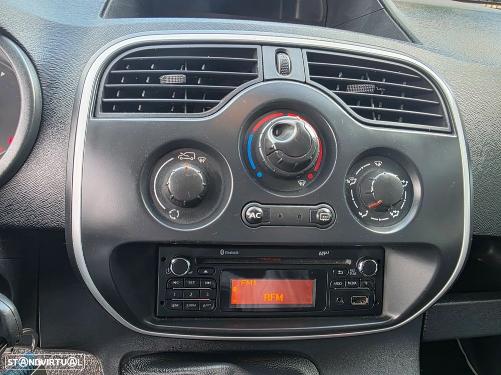 Renault KANGOO - 17