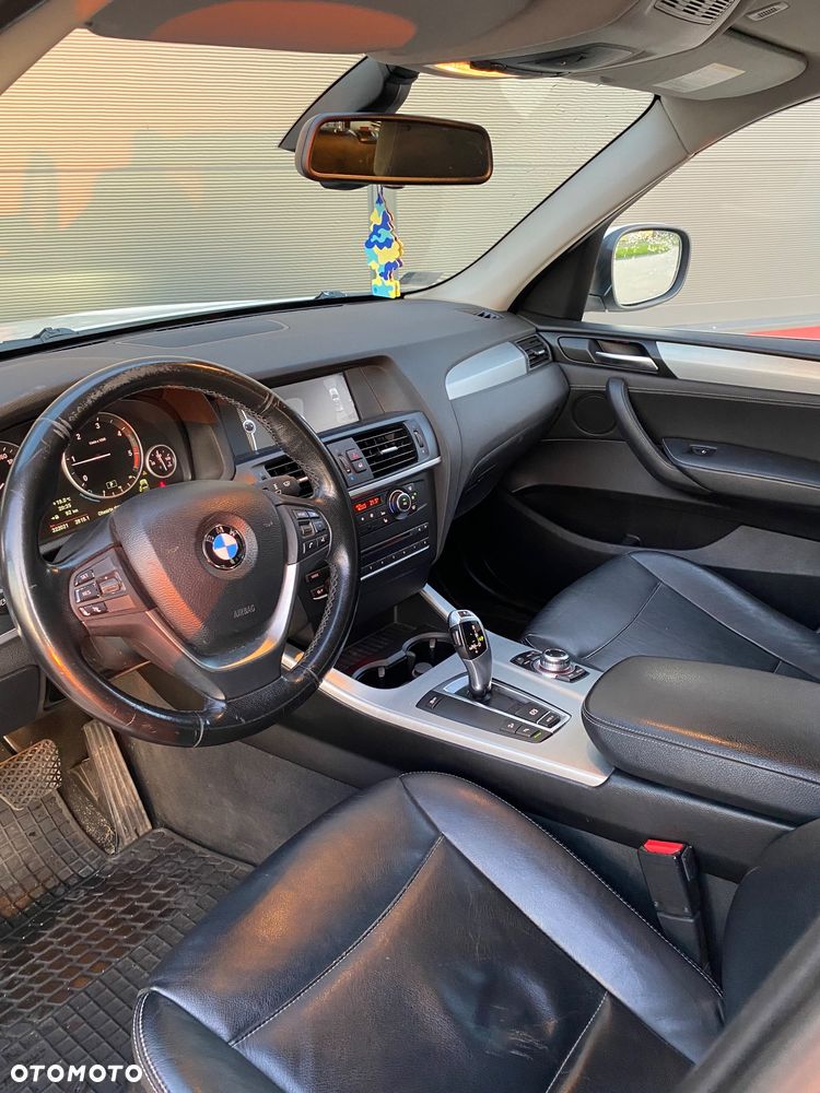 BMW X3 xDrive20d - 12