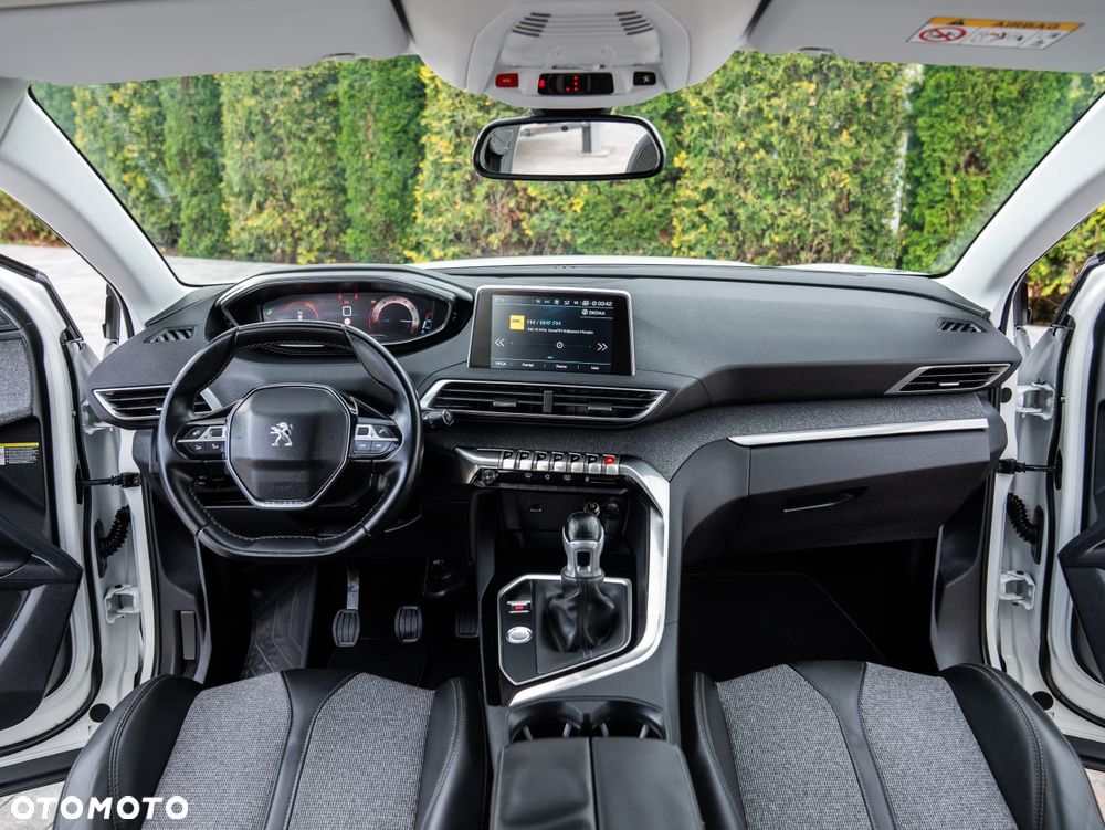 Peugeot 3008 PureTech 130 Stop & Start Allure - 28