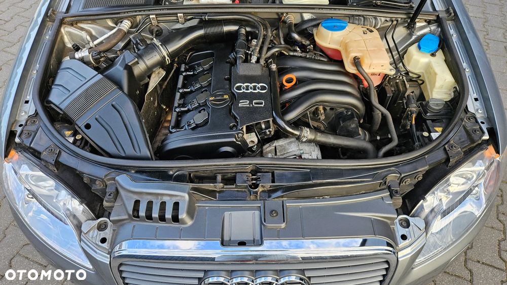 Audi A4 Limousine - 7