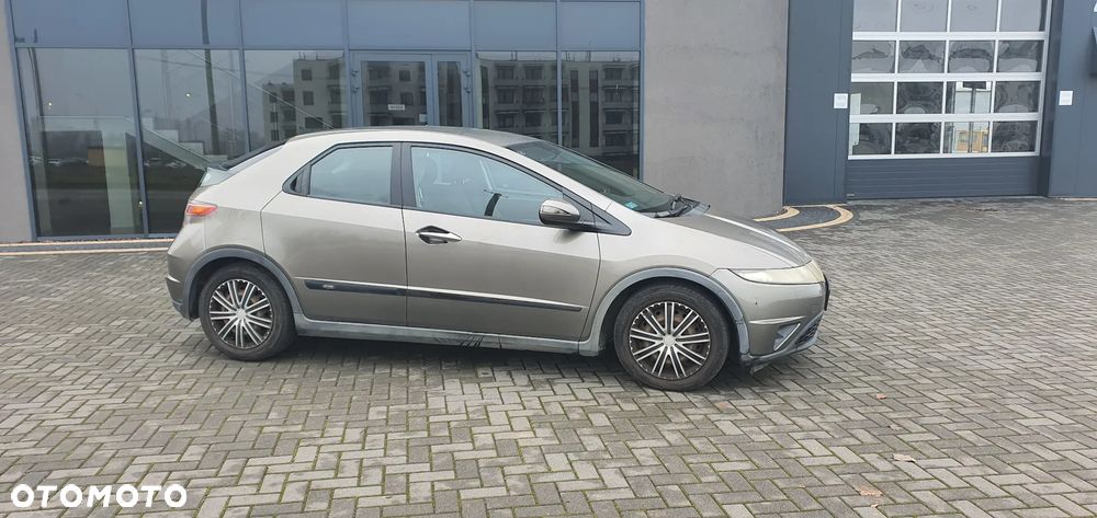 Honda Civic 1.8 Comfort - 5
