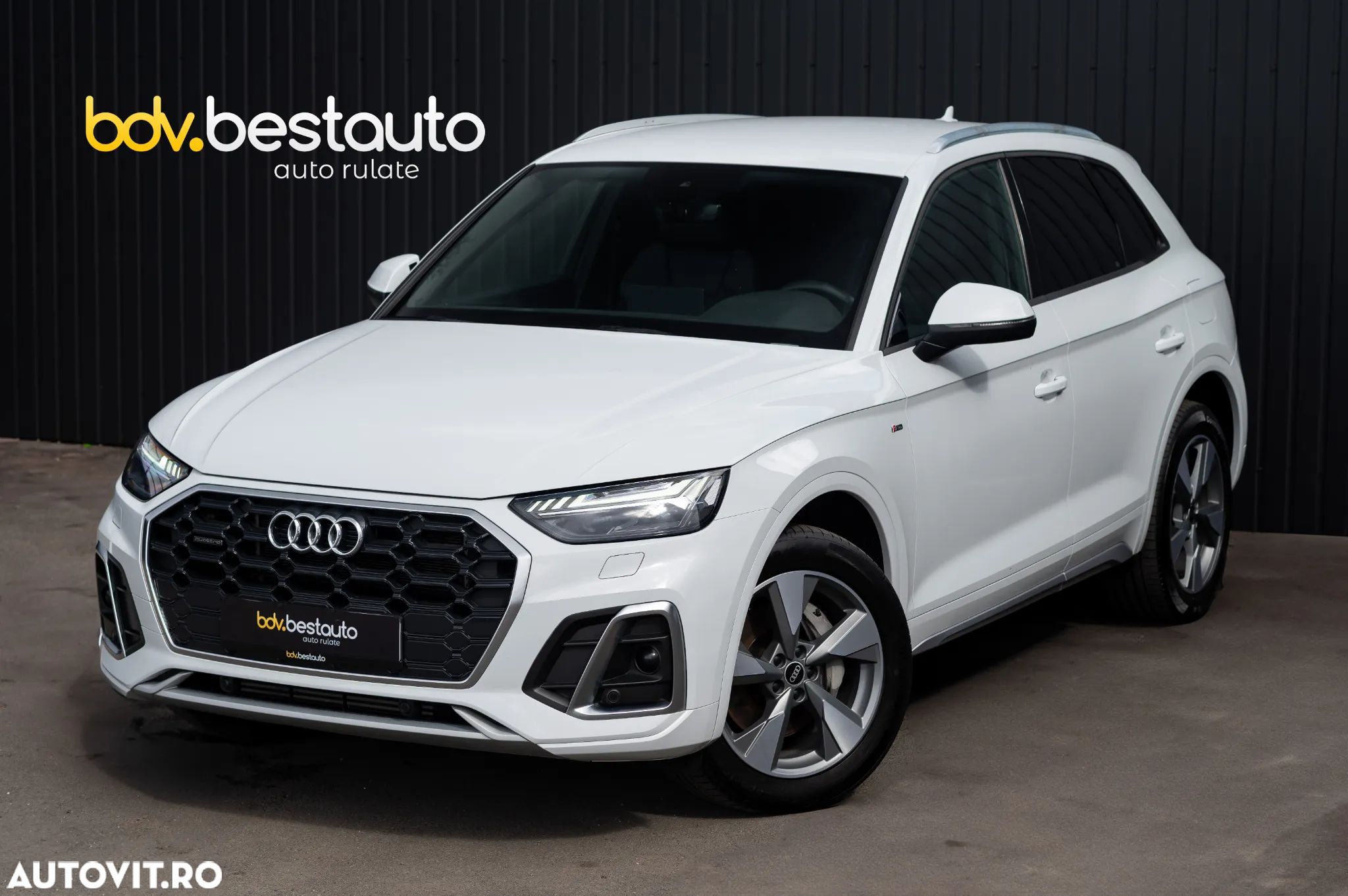 Audi Q5 50 TFSIe quattro S tronic S line - 1