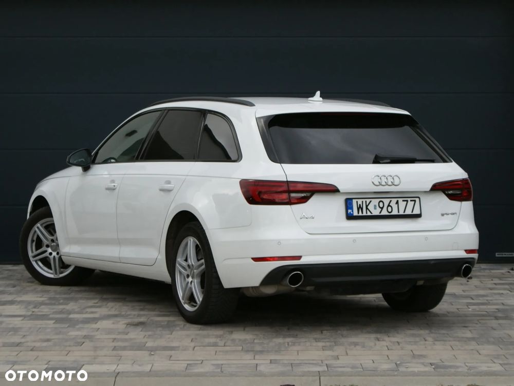 Audi A4 - 4