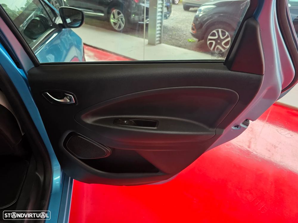 Renault Zoe (c/ Bateria) Intens 50 - 38