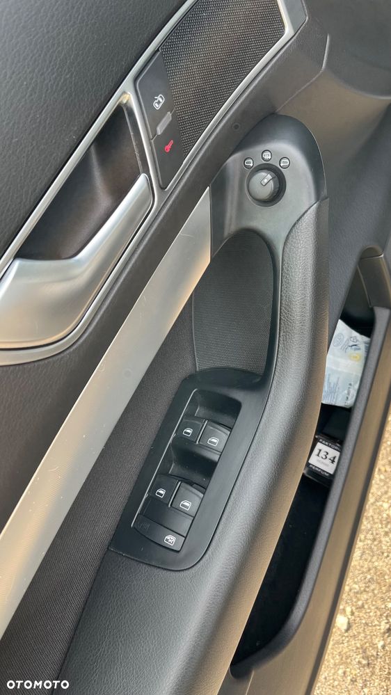 Audi A6 Avant 2.0 TDI DPF multitronic - 6