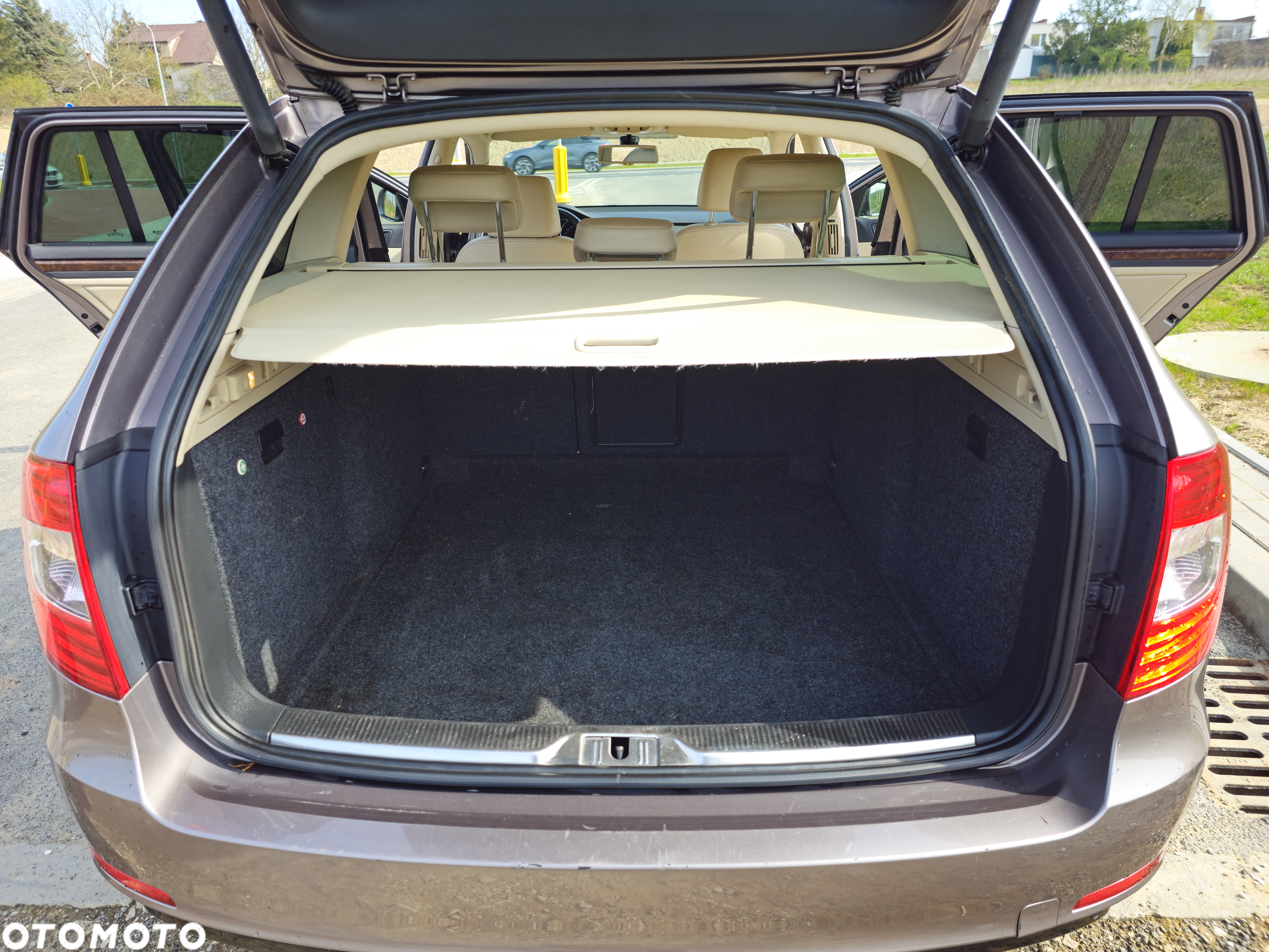 Skoda Superb 1.8 TSI Elegance DSG - 13