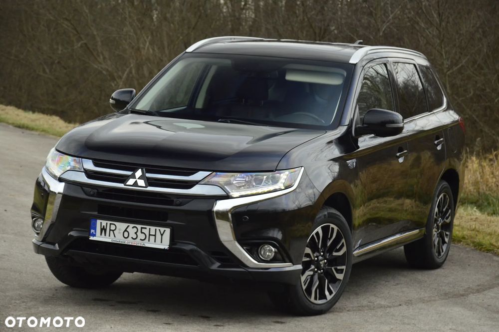 Mitsubishi Outlander 2.0 4WD Top - 37