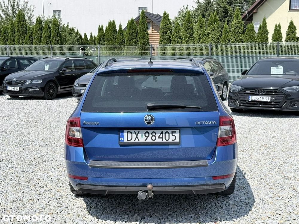 Skoda Octavia 1.6 TDI Ambition DSG - 9