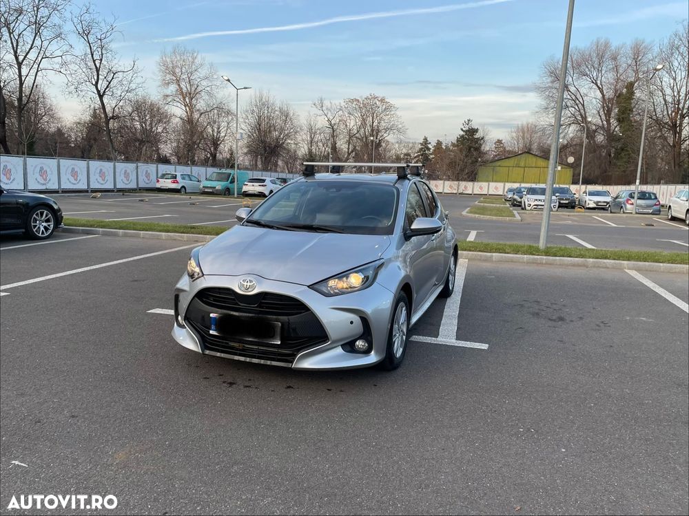 Toyota Yaris 1.5 VVT-i HSD Dynamic - 1