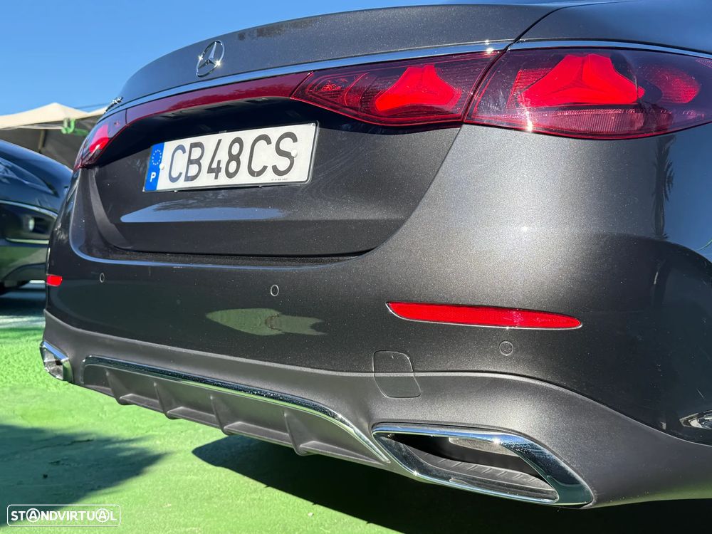 Mercedes-Benz E 300 de - 12