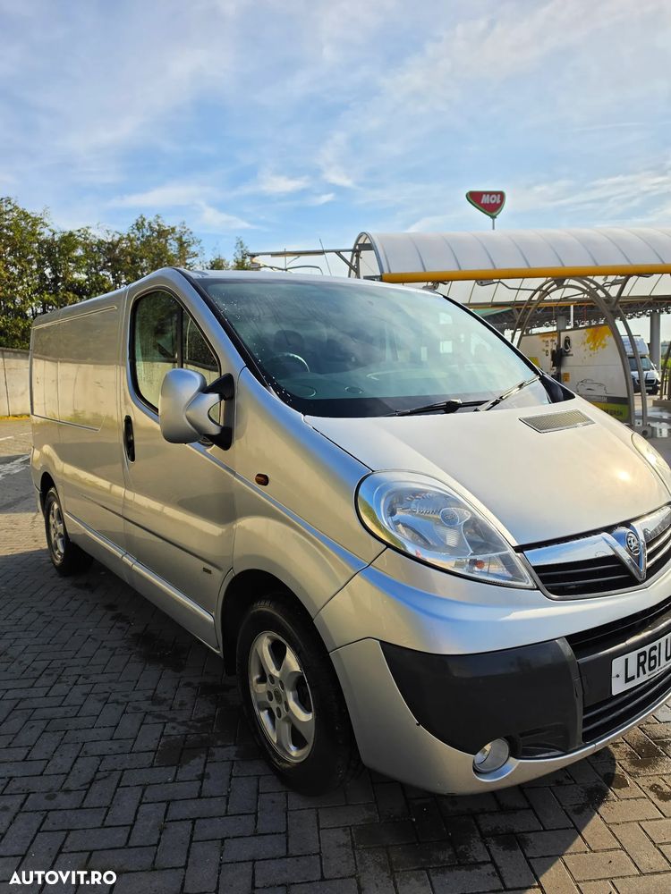 Opel Vivaro - 2