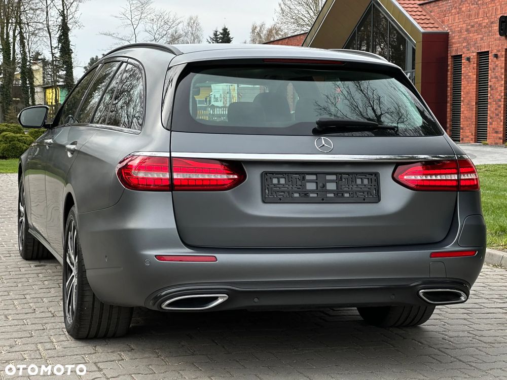 Mercedes-Benz Klasa E - 4