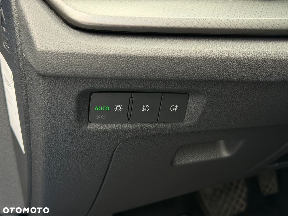 Skoda Octavia 2.0 TDI Ambition DSG - 13