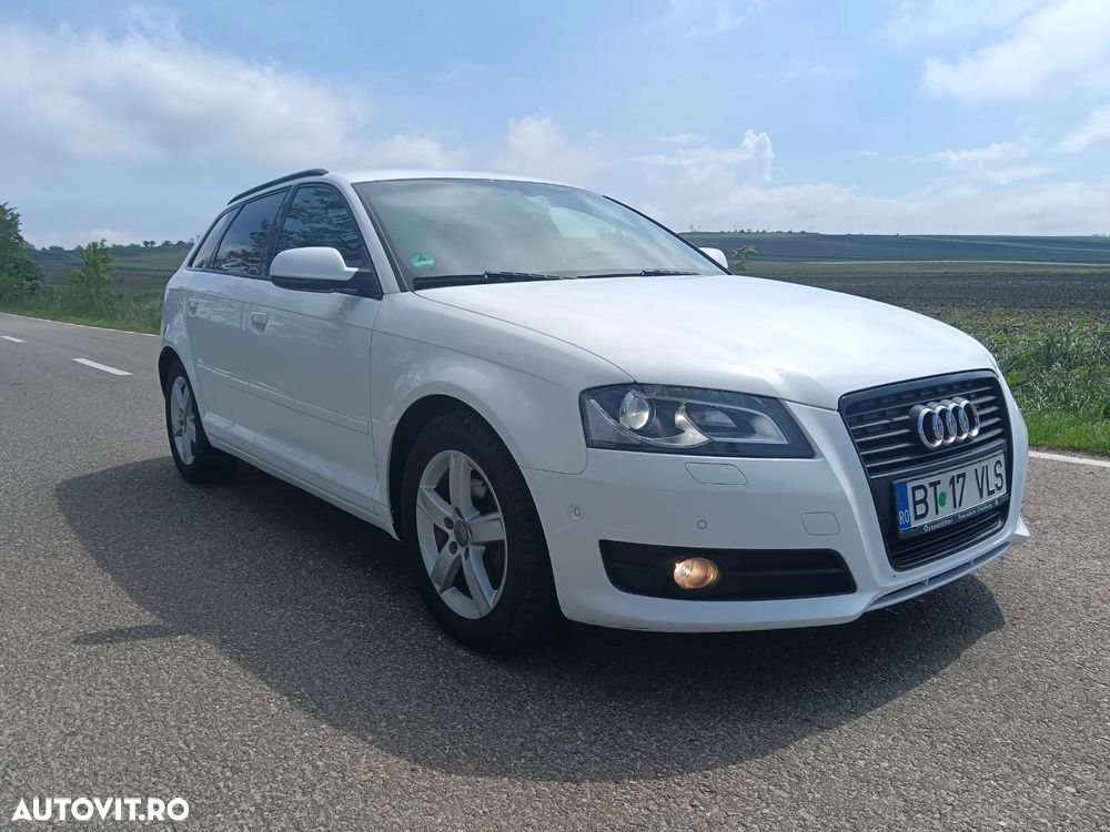 Audi A3 1.4 TFSI Stronic Ambiente - 2