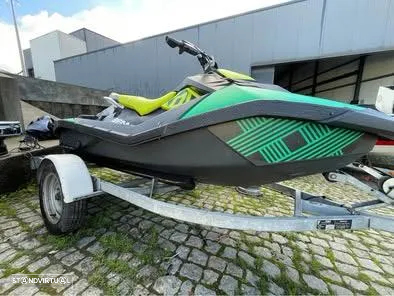 Sea-Doo SPARK TRIXX 3UP - 2