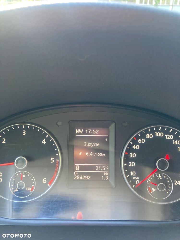 Volkswagen Touran 2.0 TDI DPF Comfortline - 13